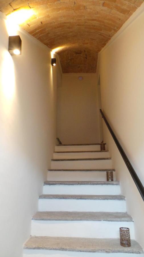 Sotto La Vigna Charm Stay Adults Only Vacation Suite Montegrosso dʼAsti Exterior foto
